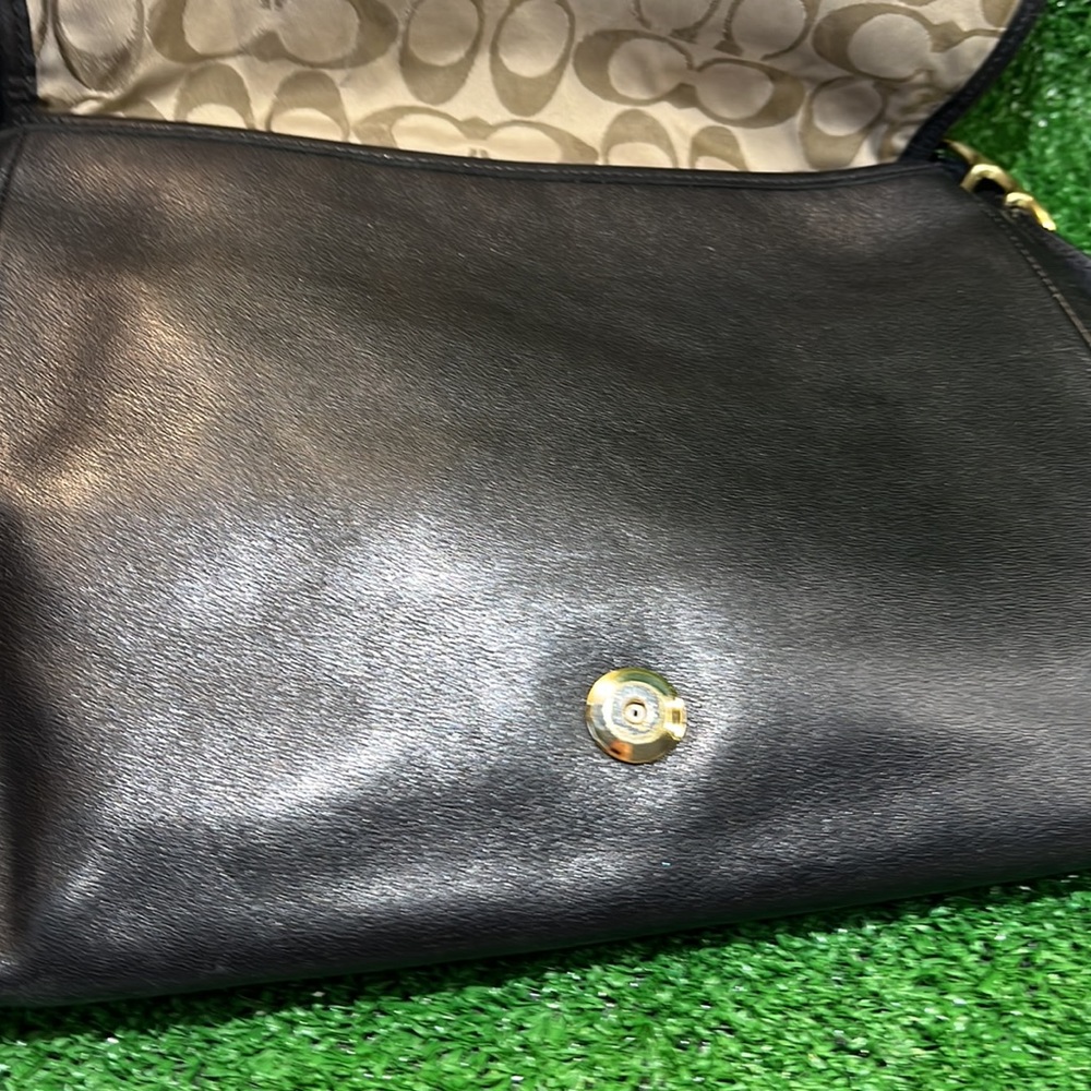 COACH VINTAGE BLACK LEATHER FLAP CROSSBODY SHOULDER BAG - Picture 9 of 10